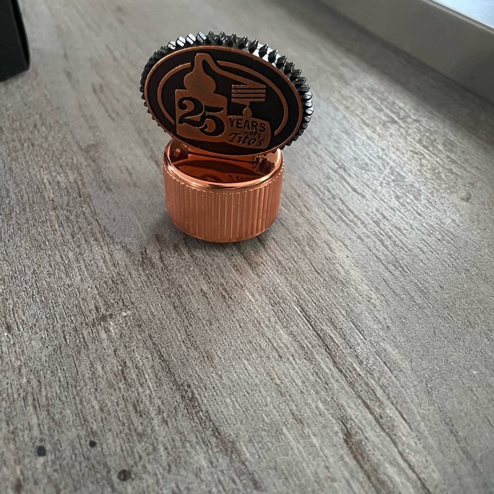 Tito’s Vodka Bottle Stopper NWOT